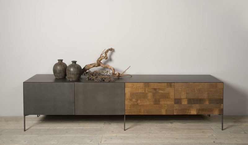 Tv Meubel Pandora Staal Teakhout 2 Deur 2 lades 220 cm
