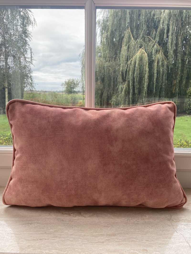 Kussen Velvet Adore Zalm Roze 50x30cm